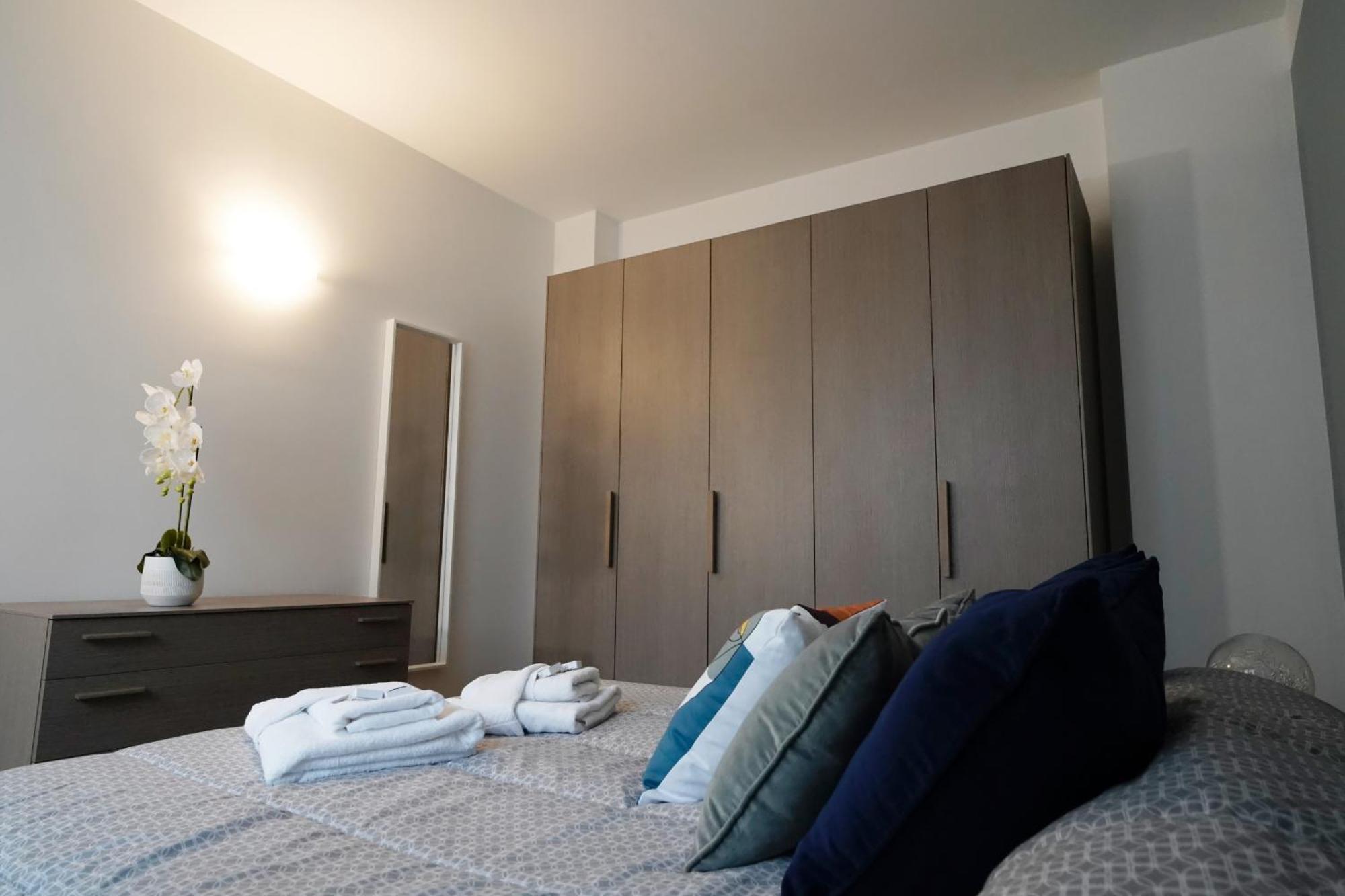 מילאנו Rentopolis Apartments - Palazzo Candiani מראה חיצוני תמונה